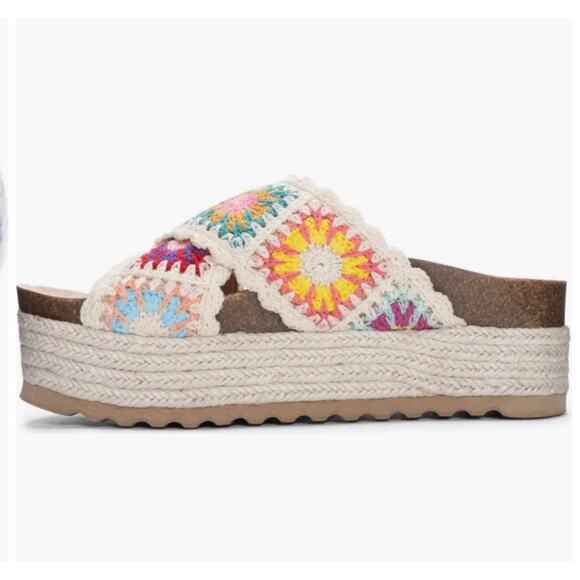 NWT 10 Cream Sandals Dirty Laundry Pretends Plays Crochet Platform granola boho - Picture 3 of 7